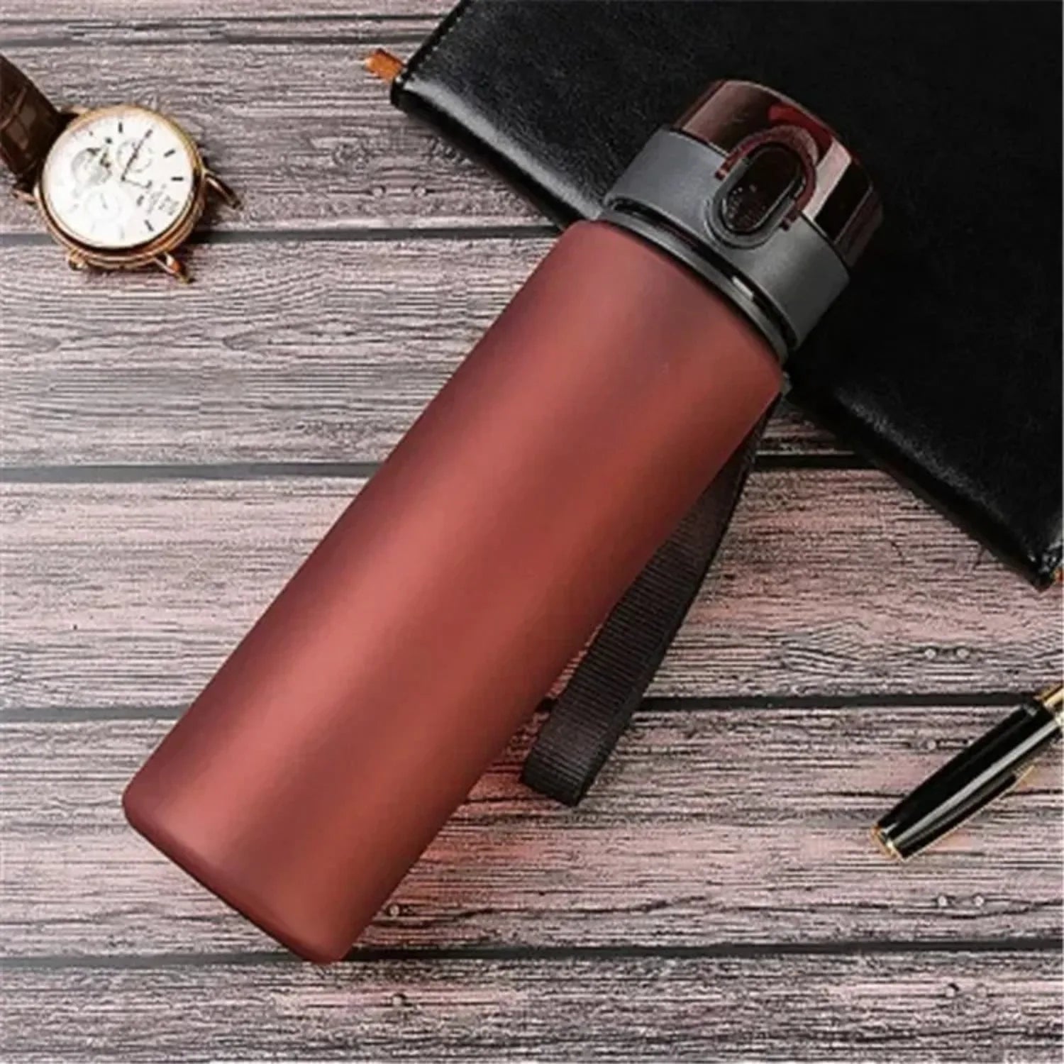 Leak-free sports water bottle, portable for travel and hiking. My favorite beverage bottle is 400ml and 560ml